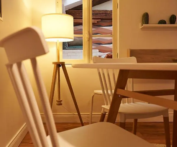 Apartment La En Riom